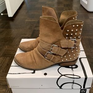 Dolce Vita Malika booties